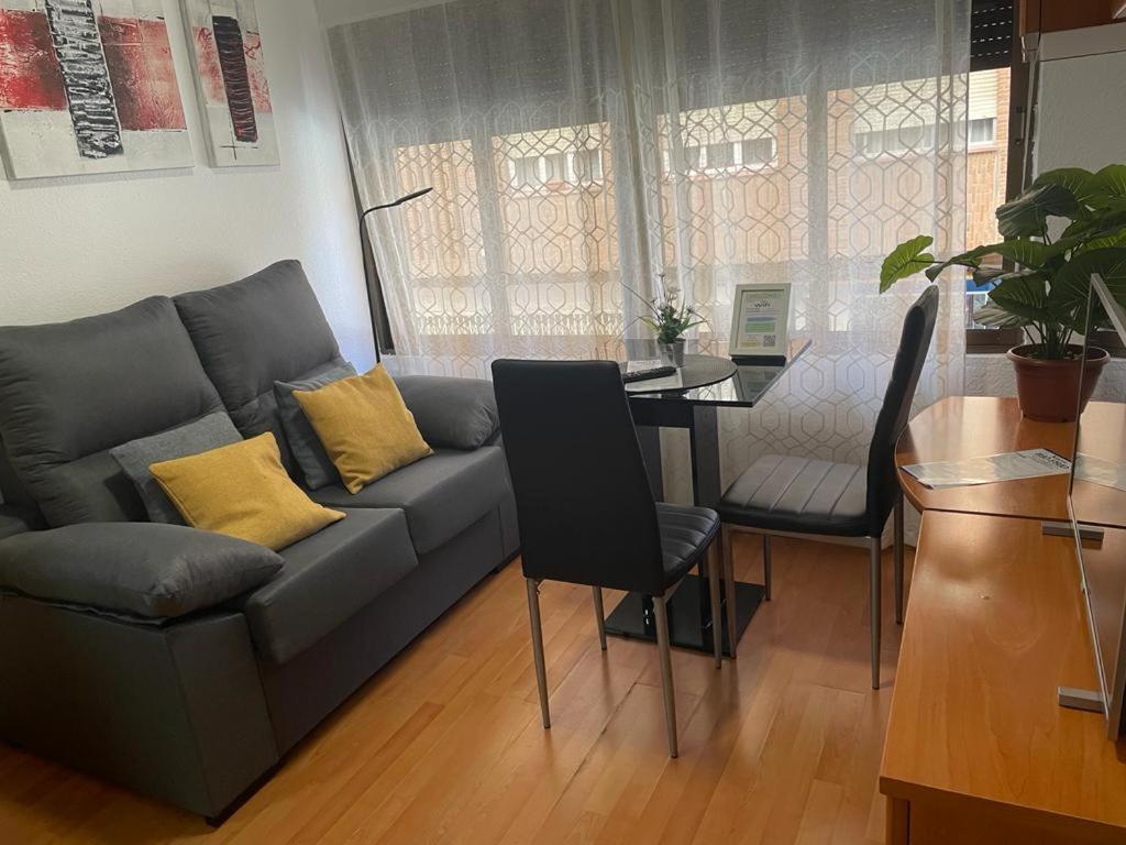Apartamento De 1 Dormitorio En Buena Ubicacion Lägenhet Albacete Exteriör bild